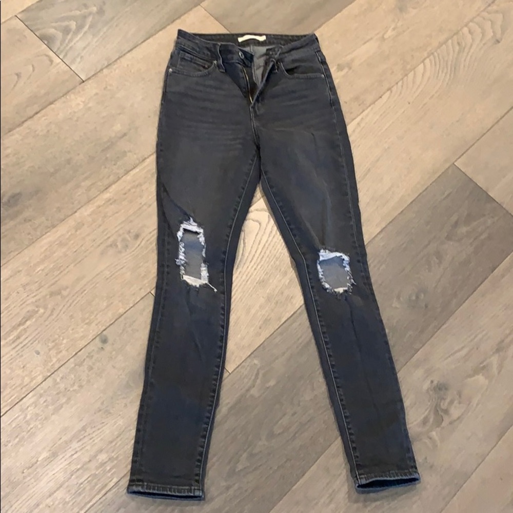 Levis Gray Distressed High Rise Skinny Jeans